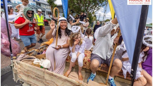 Image © Claude Thérond – used with permission Nativity scene float with Mary, Joseph and angels in Santa Parade, Pohutukawa Coast Christmas